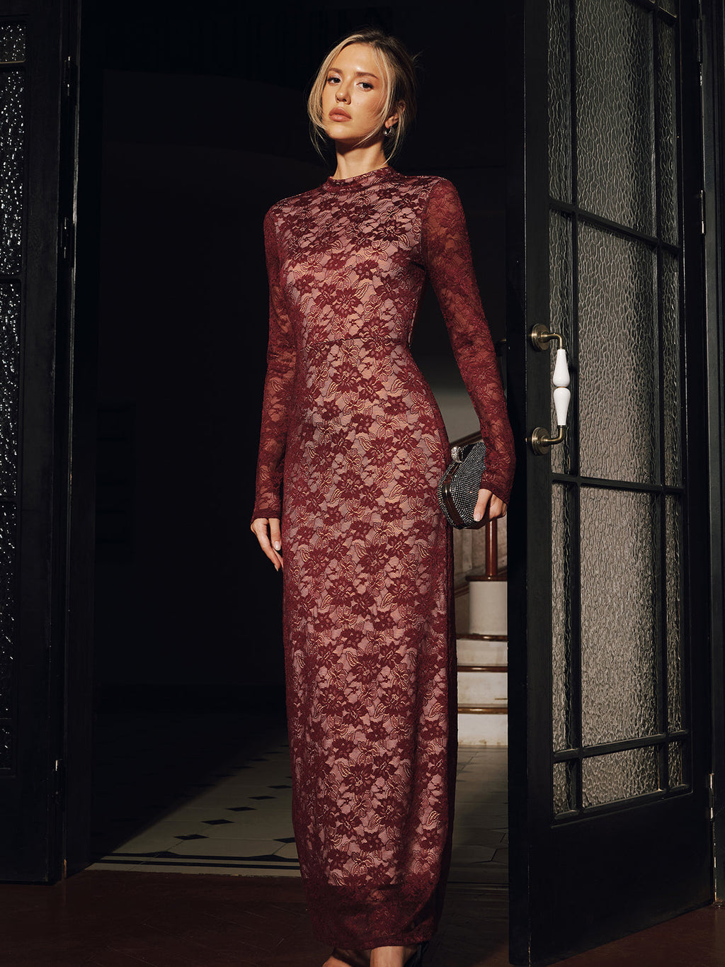 Elegant Lace Backless Maxi Dress with Long Sleeves