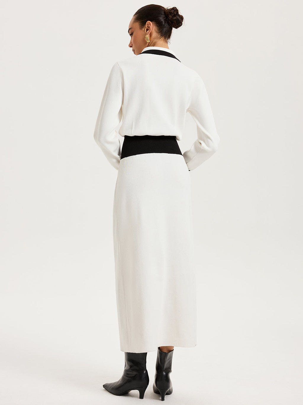 Contrast Trim Collared Knit Maxi Dress with Metal Buttons