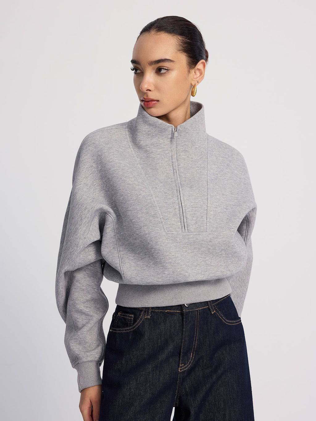 Half-Zip Cropped Sweatshirt in Oversized Fit