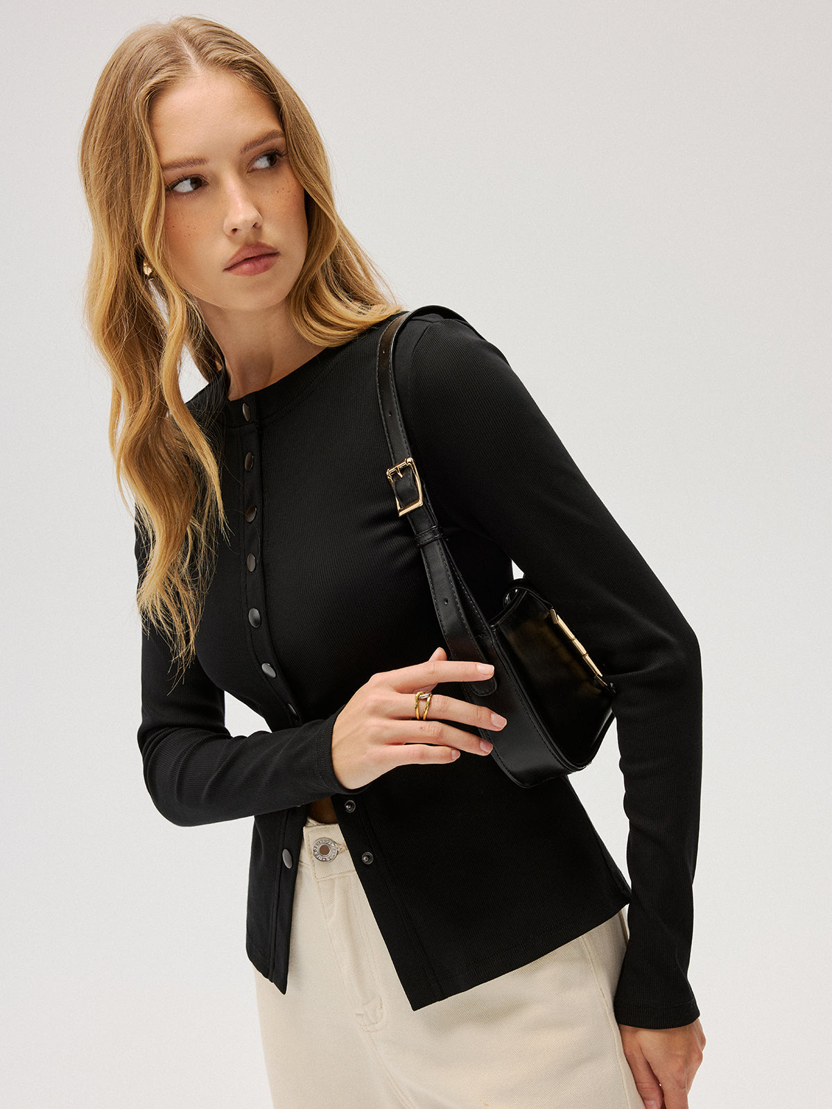 Slim Ribbed Button-Front Fitted Top