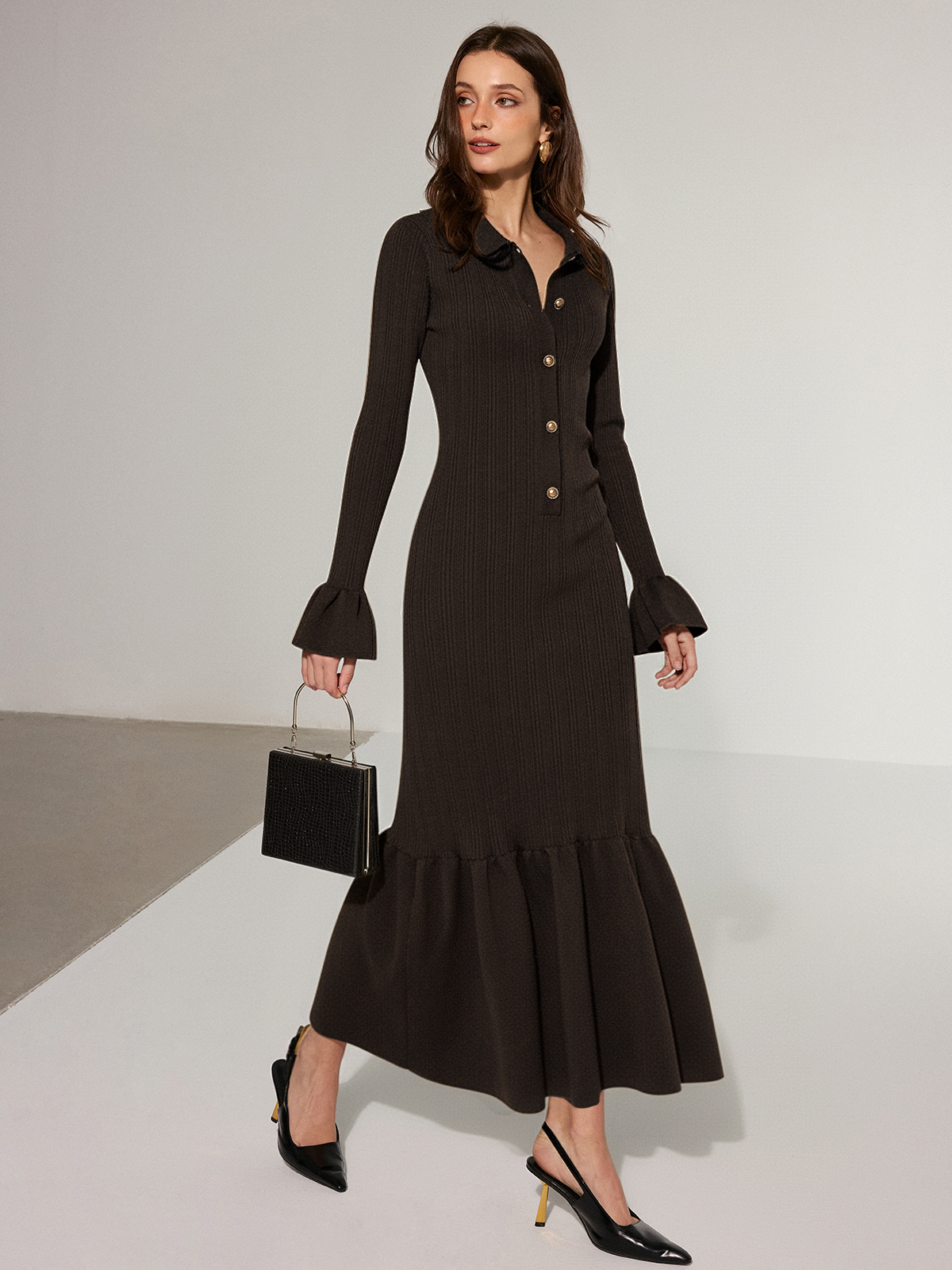 Collared Knit Maxi Dress with Mermaid Hem
