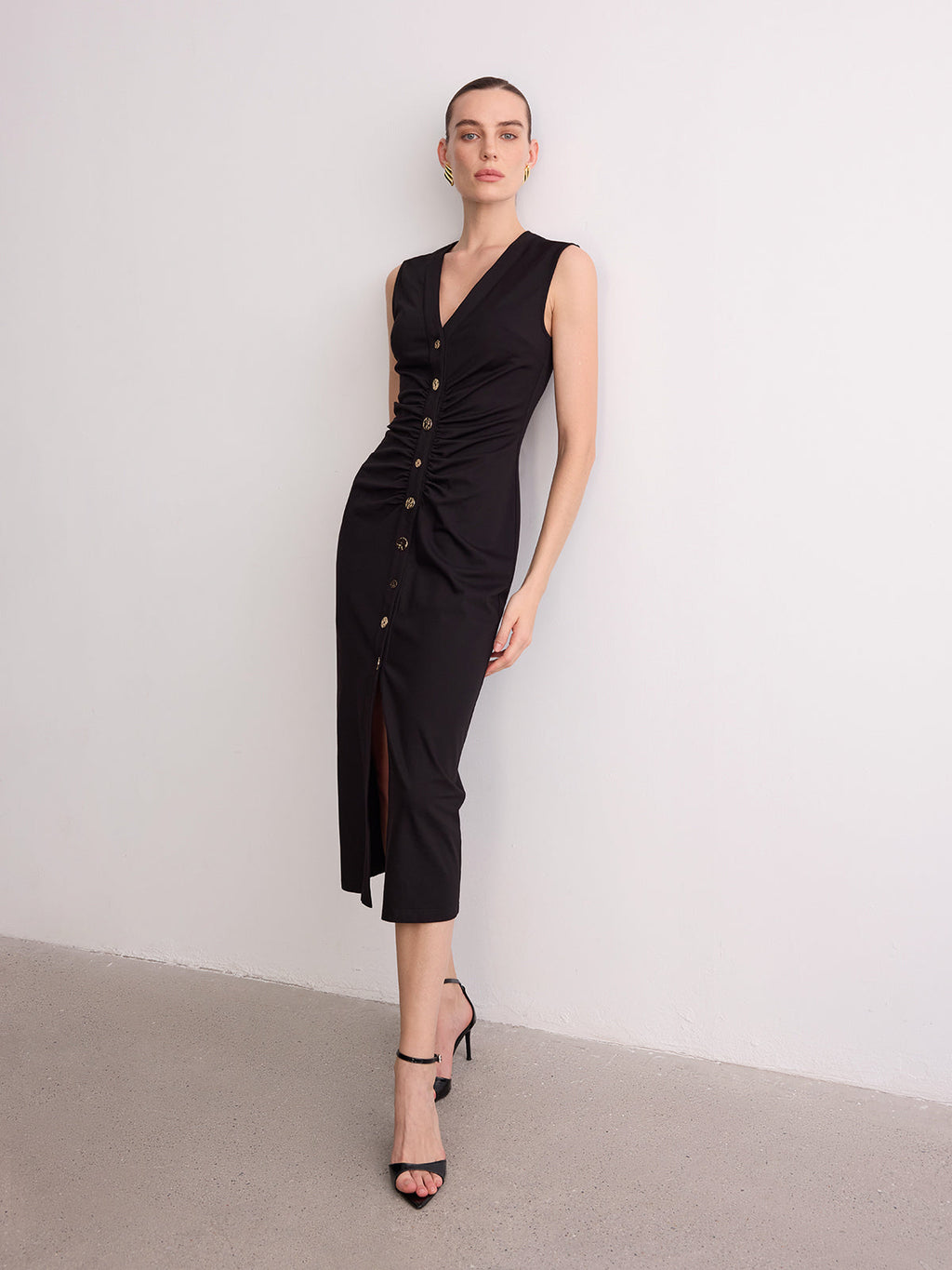 Sleeveless V-Neck Midi Dress with Ruched Button Front