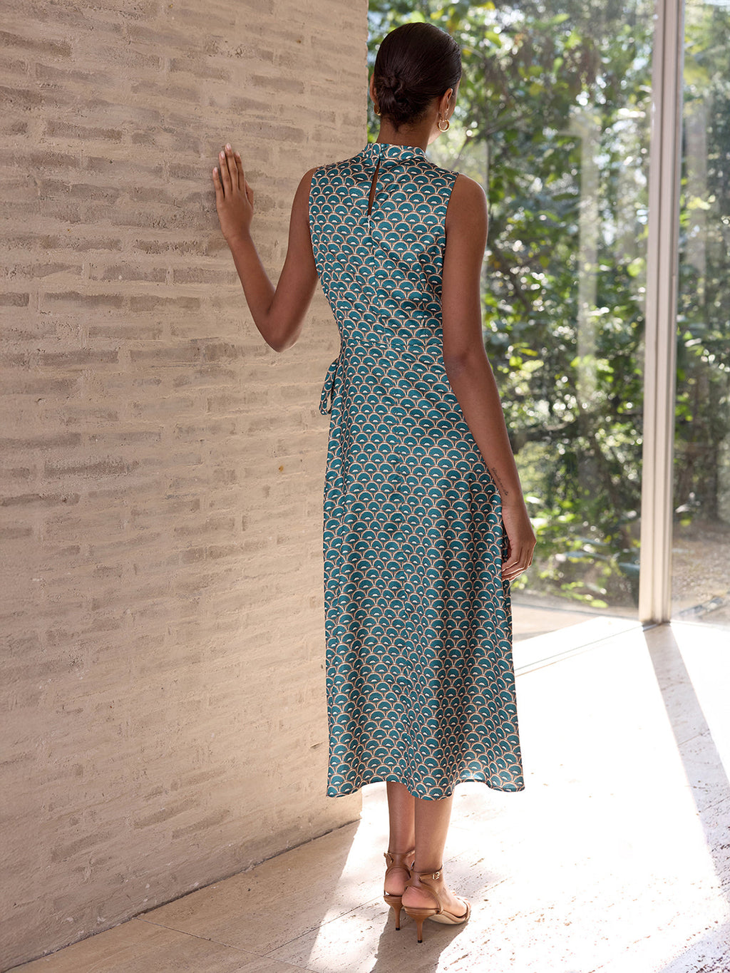 Scallop Pattern Sleeveless Mock Neck Wrap Midi Dress