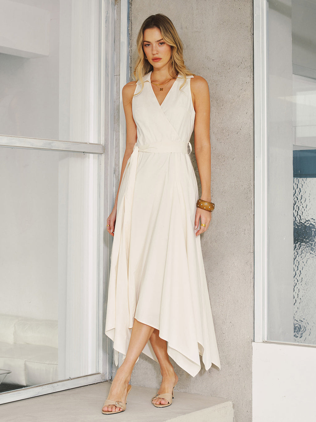 Sleeveless Maxi Dress with Belt and Pocket Detail