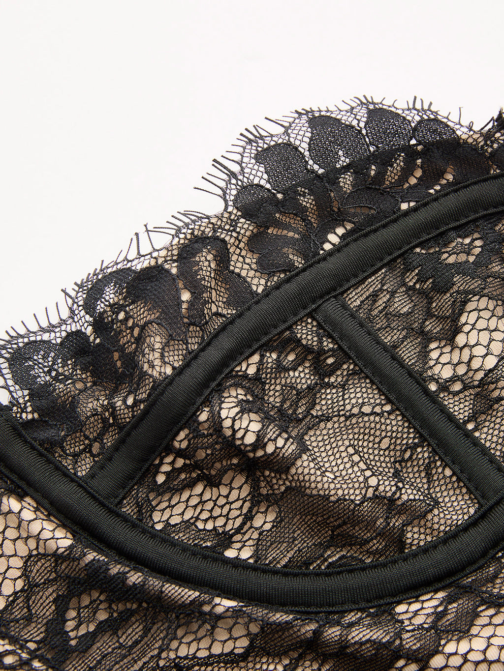 Strapless Lace Corset Top with Supportive Design