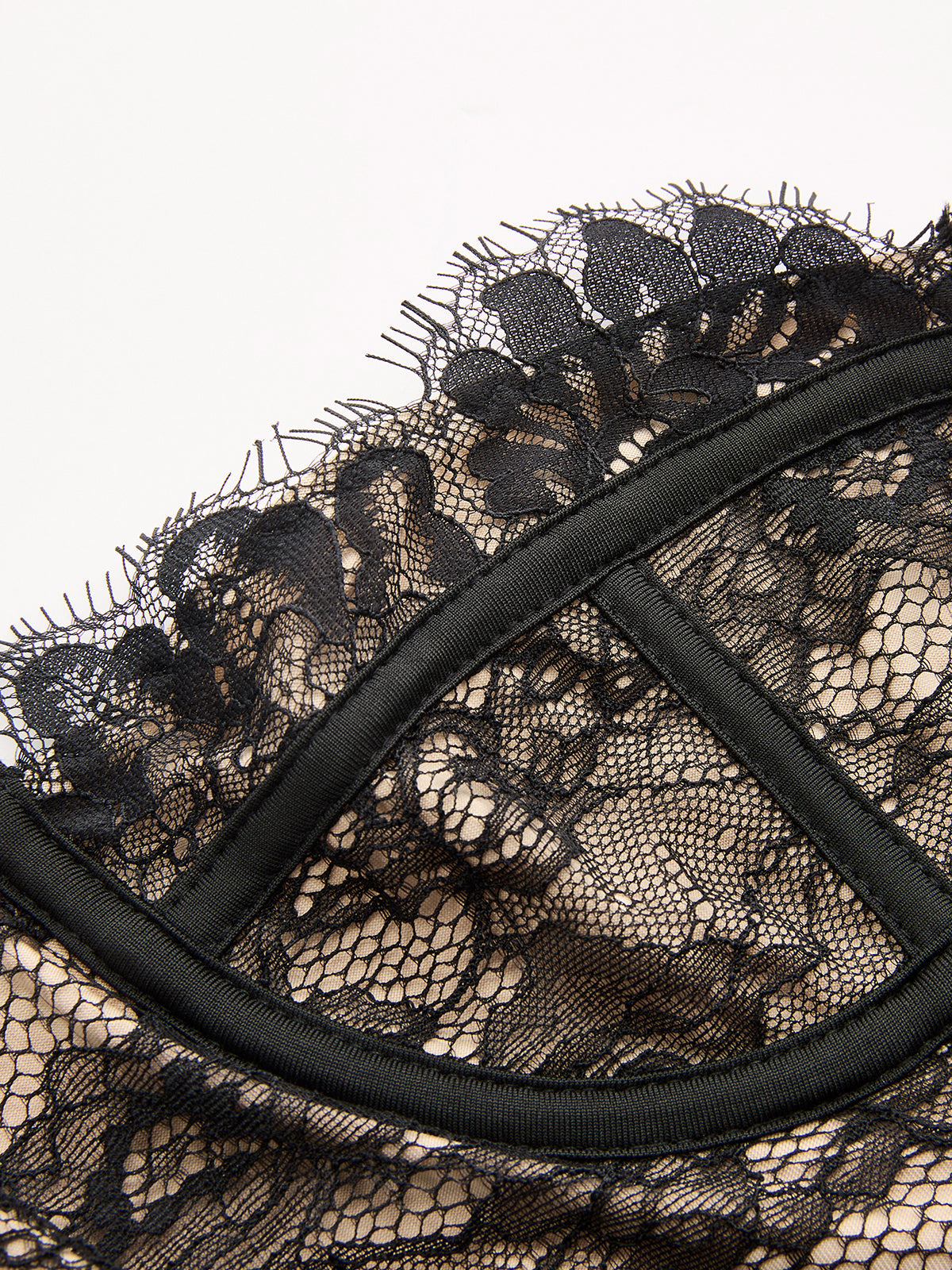 Strapless Lace Corset Top with Supportive Design