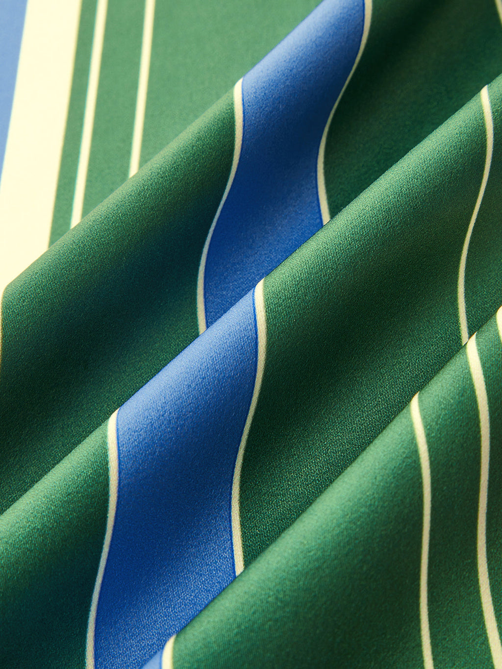Geometric Maxi Dress with V-Neck and Sleeveless Design