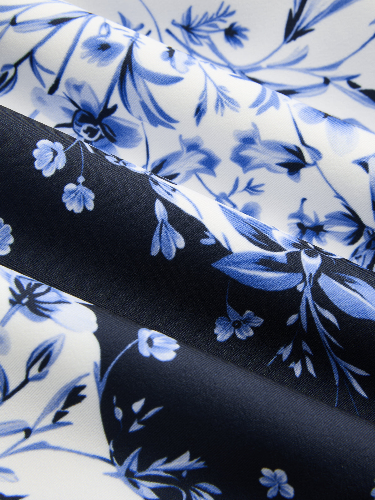 Backless Maxi Dress with Floral Patterns