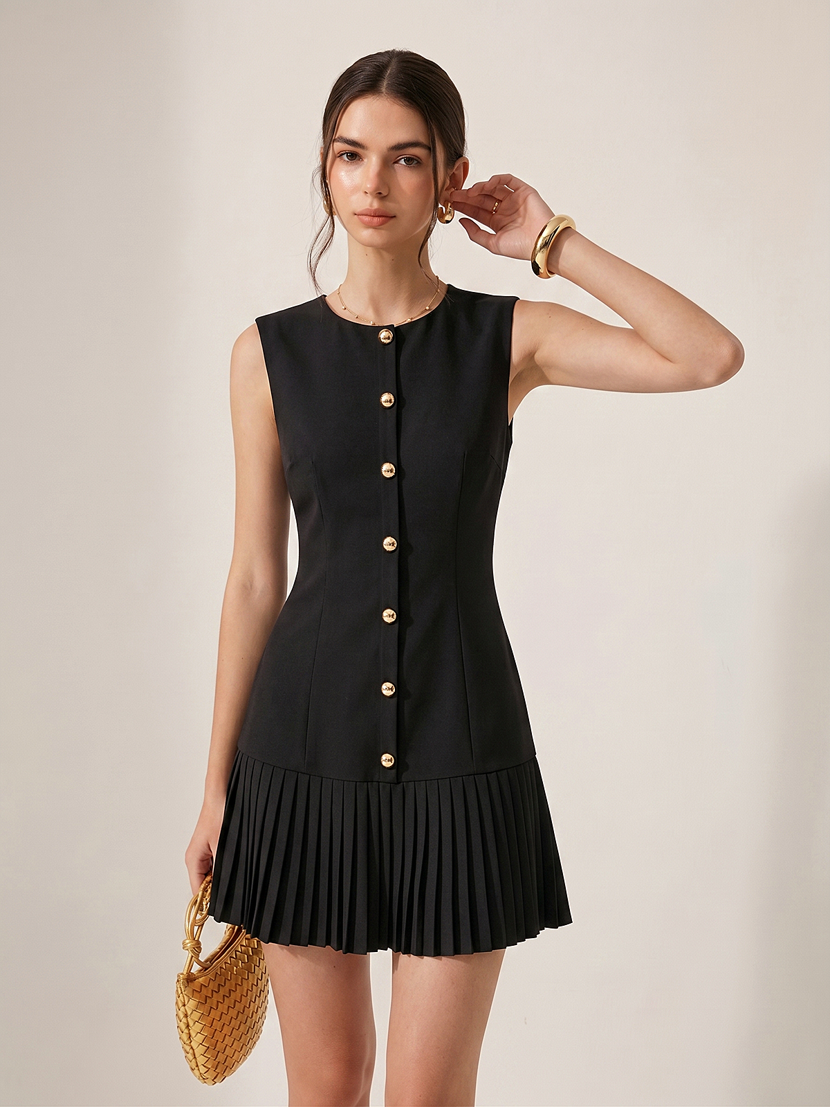 Sleeveless Metal Detail Pleated Slim Mini Dress