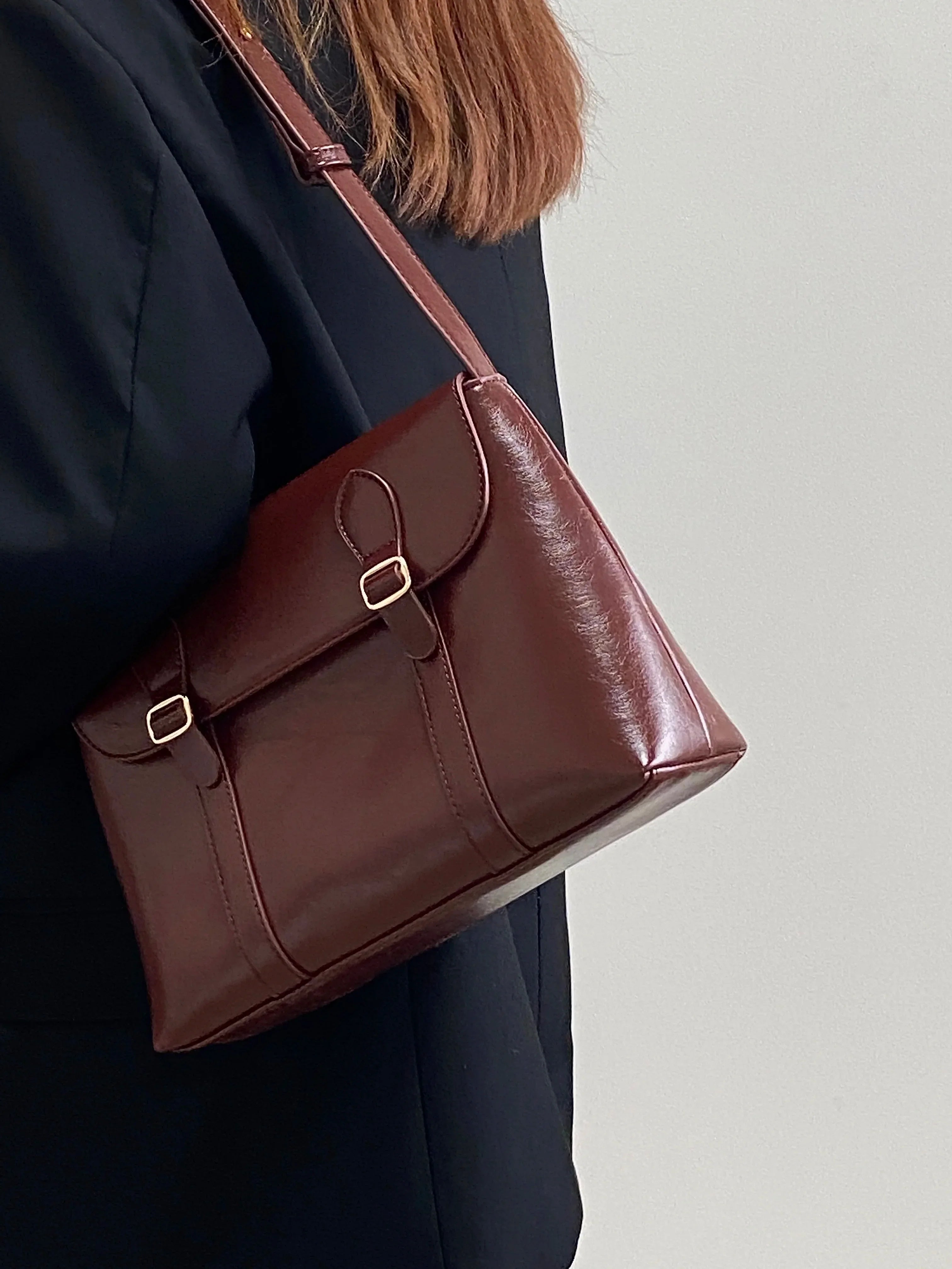 Leather crossbody bag