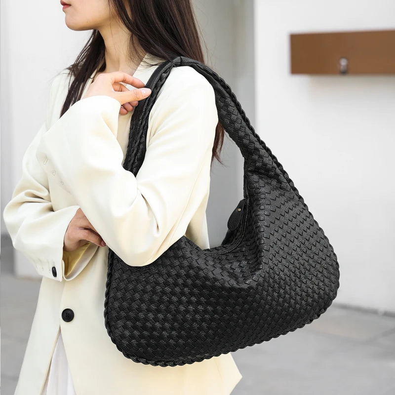 Clara | Woven Hobo Shoulder Bag