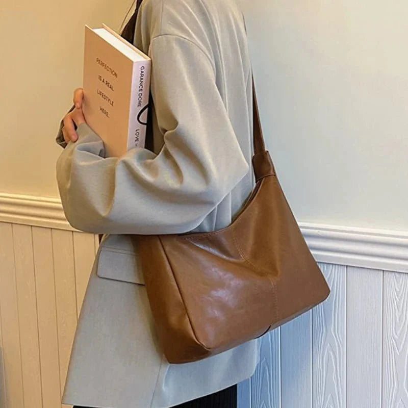 Leather crossbody shoulder bag
