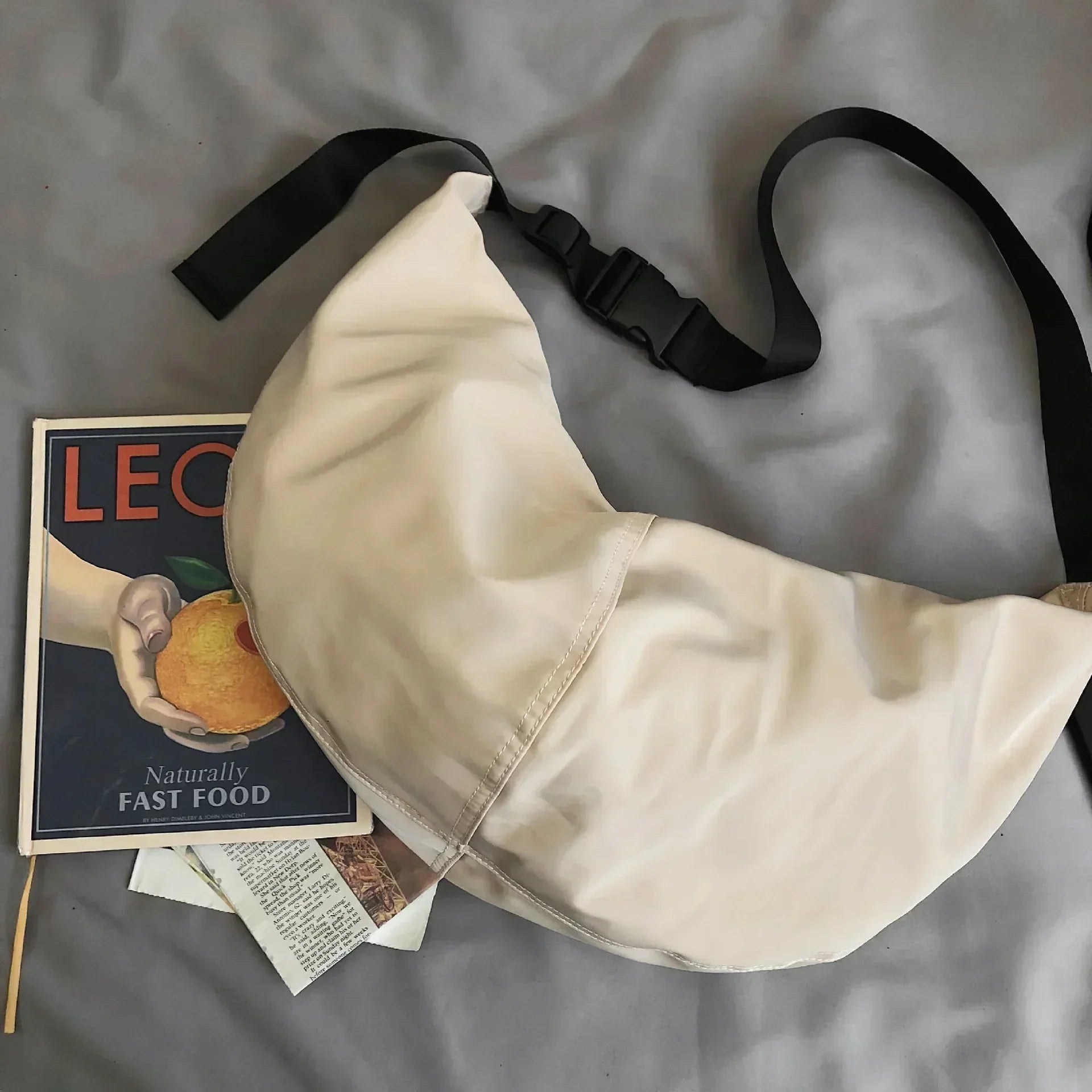 Mélodie | Crescent Crossbody Bag