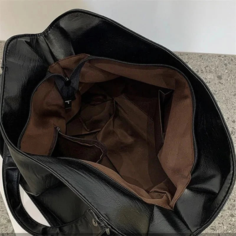 Leather crossbody bag