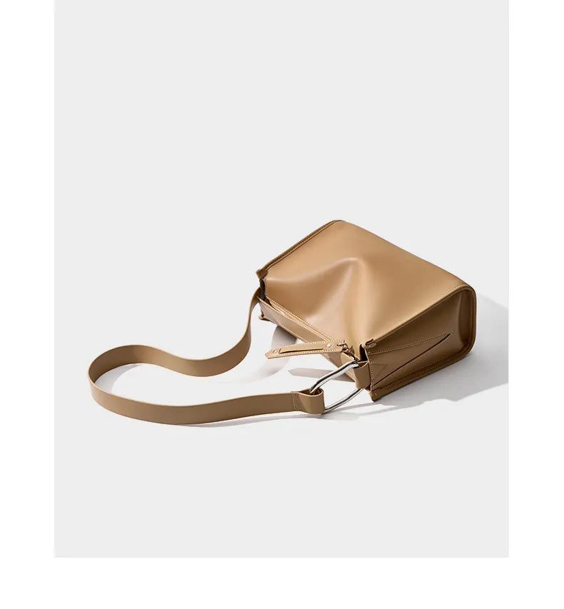 Hélène | Tan leather crossbody bag