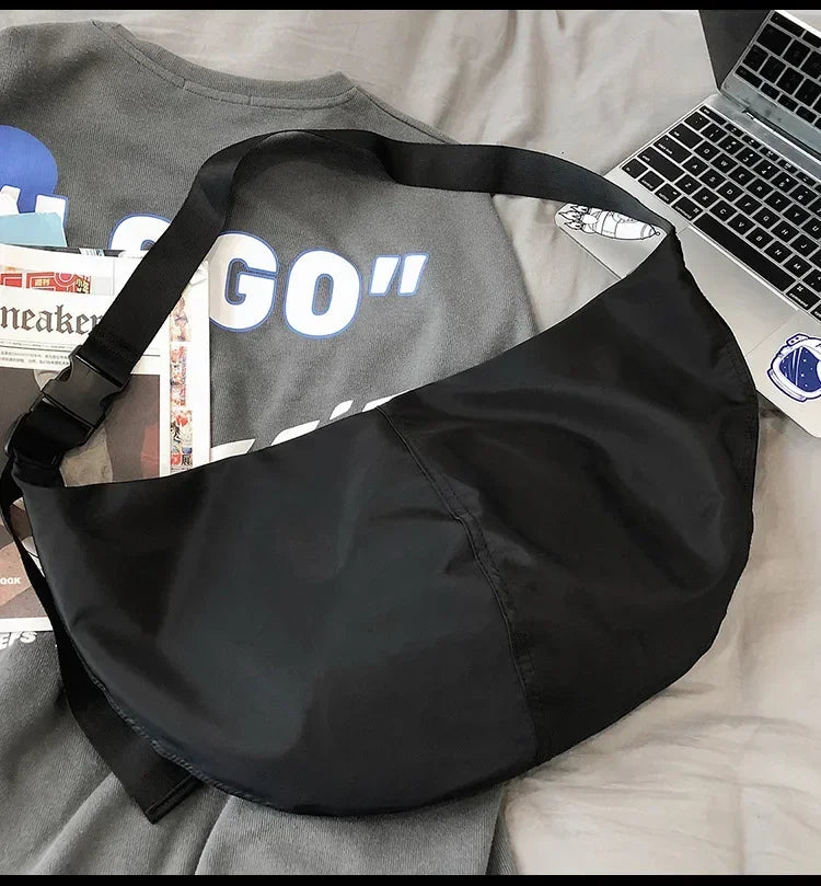 Mélodie | Crescent Crossbody Bag