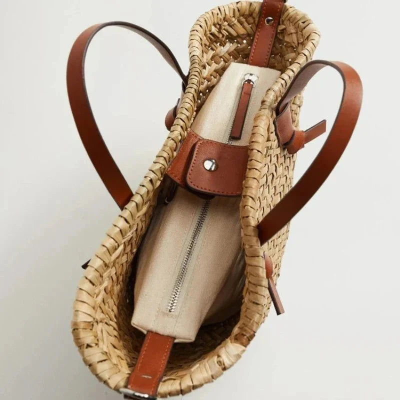 Wicker shoulder bag