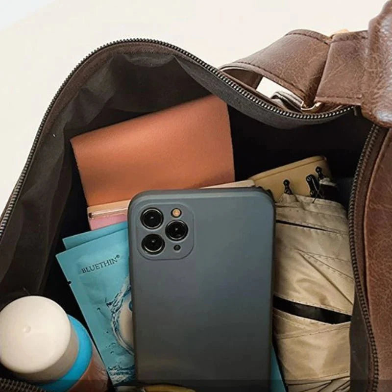 Leather crossbody shoulder bag