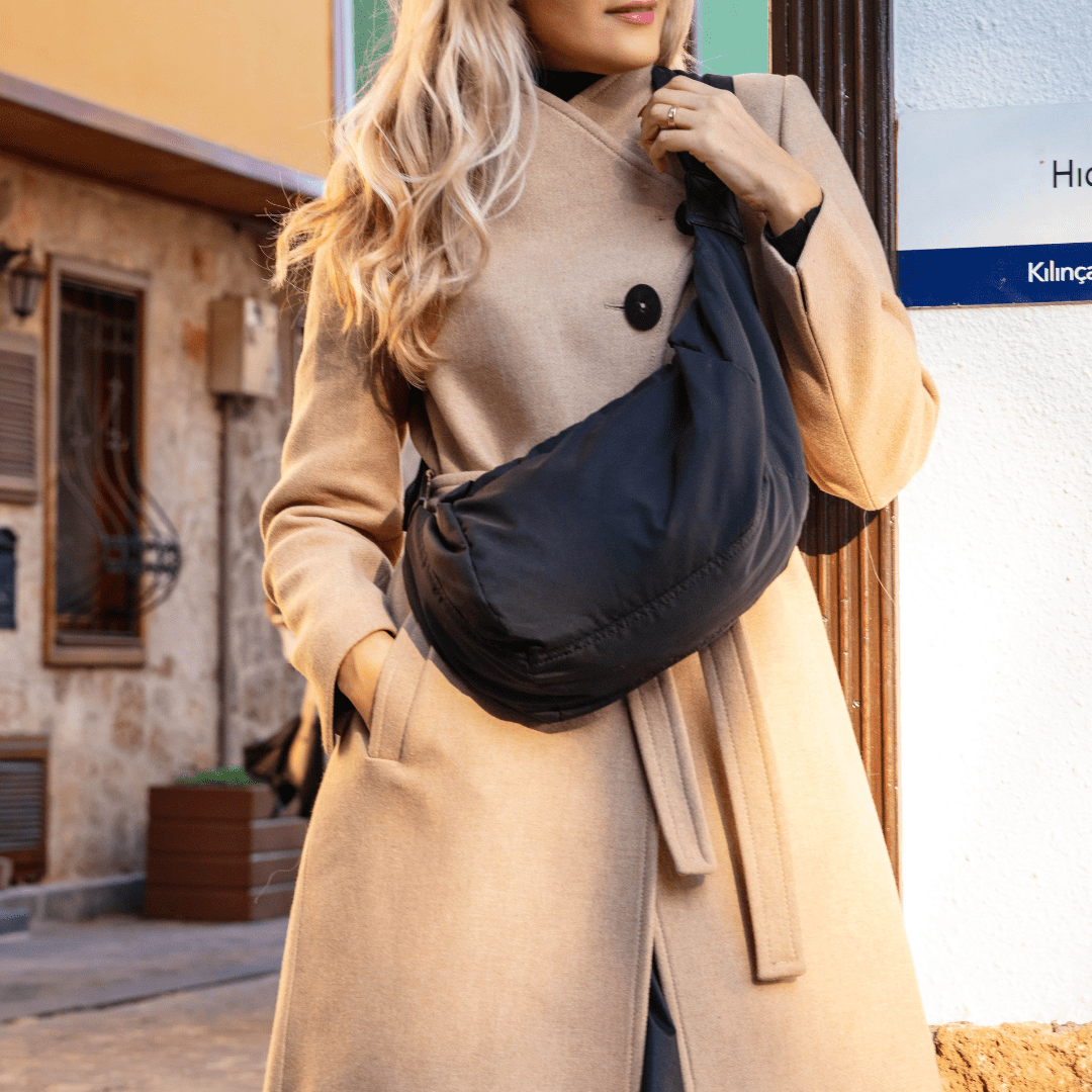 Béatrice | Crescent Crossbody Bag